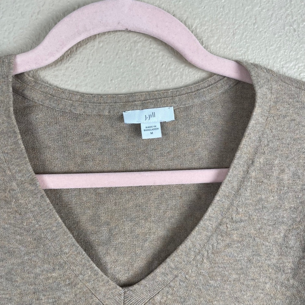 J Jill Tan V Neck Long‎ Sleeve Ribbed Cuff Tunic Sweater Women M - Picture 3 of 11
